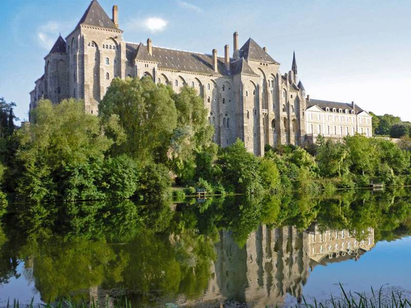  : Sablé-sur-Sarthe - a partir de 499 euros